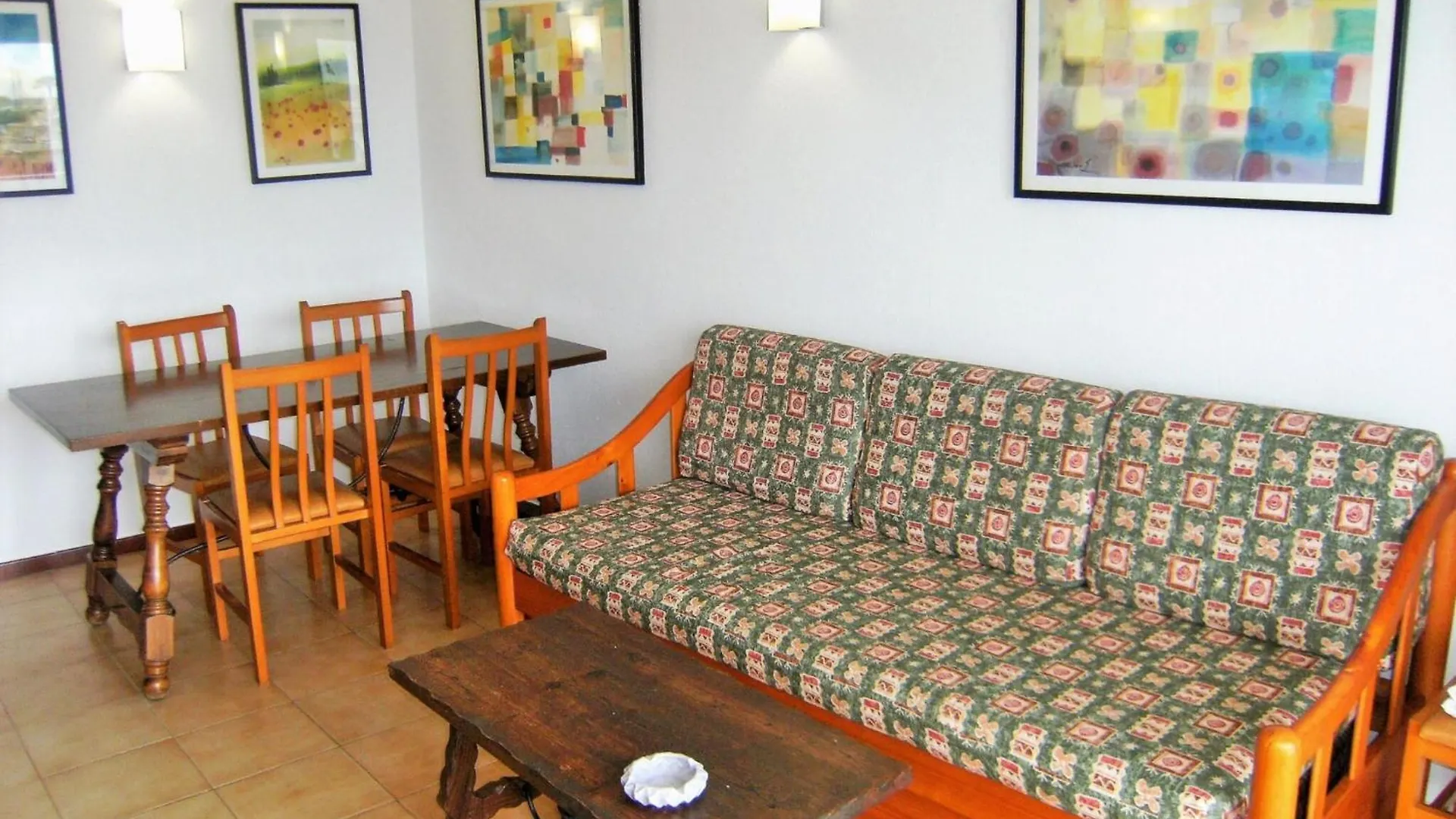 Arts 2 Apartament L'Estartit Apartamento